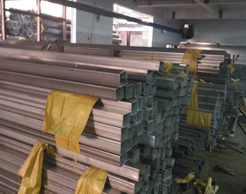 不銹鋼管廠家帶你簡單了解不銹鋼管。